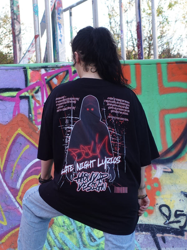 Schwarzes Oversize-Shirt, Rückenansicht, Premium-Qualität, locker sitzend